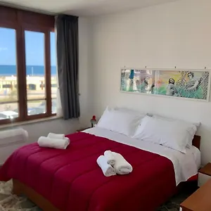 Delos E Artemide Apartament